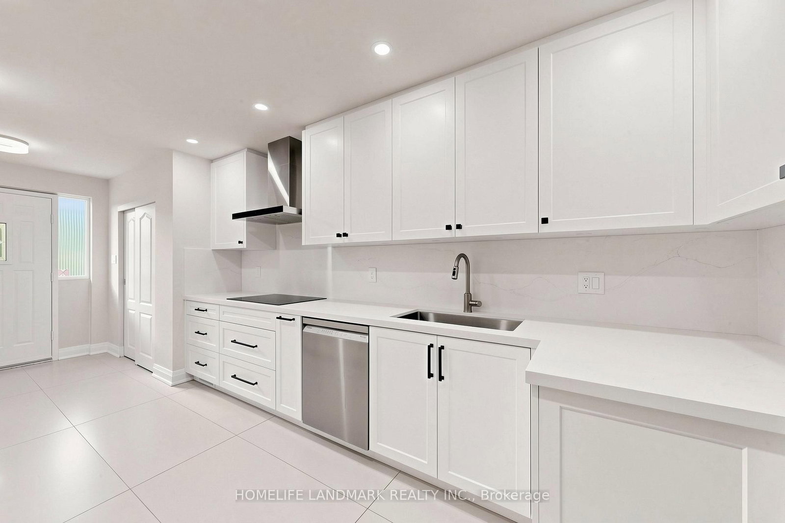 29 Dexter Boulevard • Toronto, ON photo 13