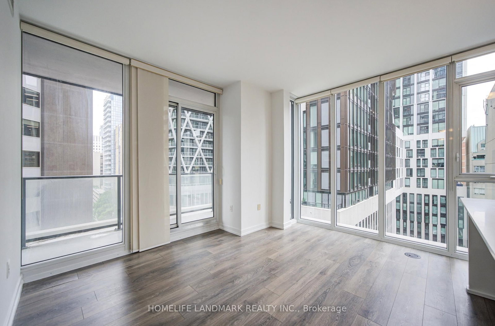 426 University Avenue • #803 • Toronto, ON photo 18