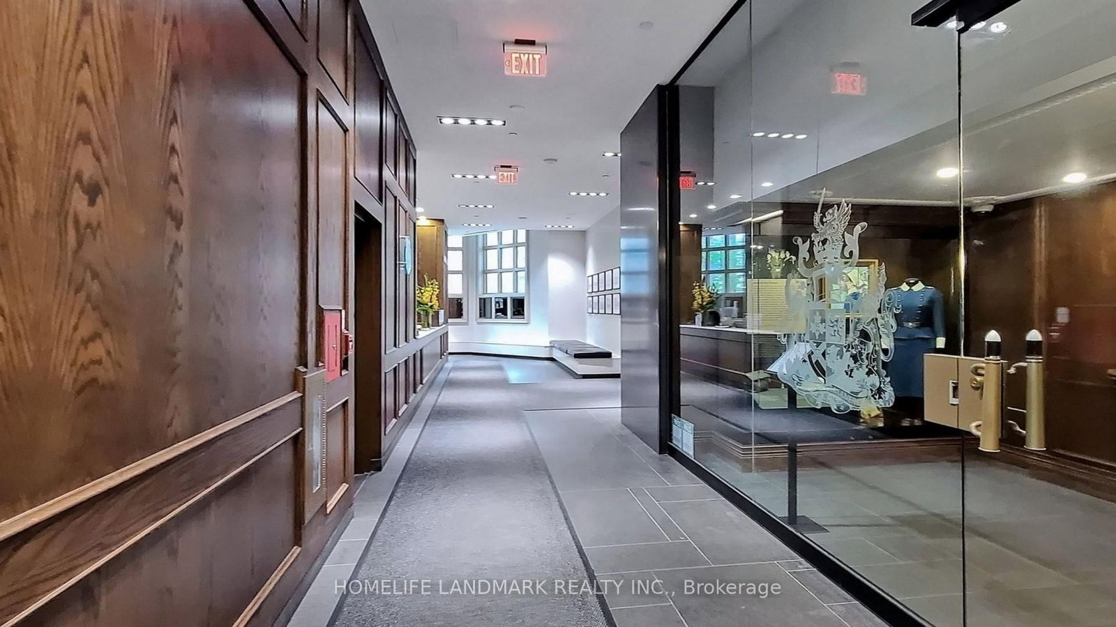426 University Avenue • #803 • Toronto, ON photo 41