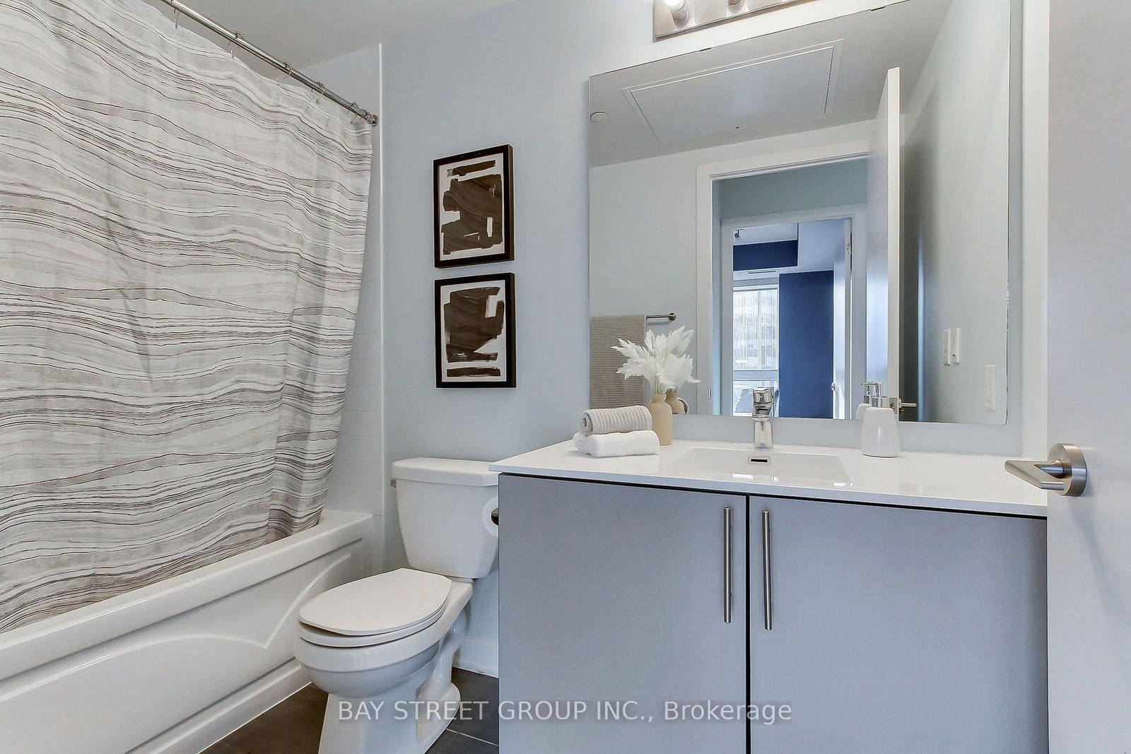 60 Berwick Avenue • #1212 • Toronto, ON photo 18