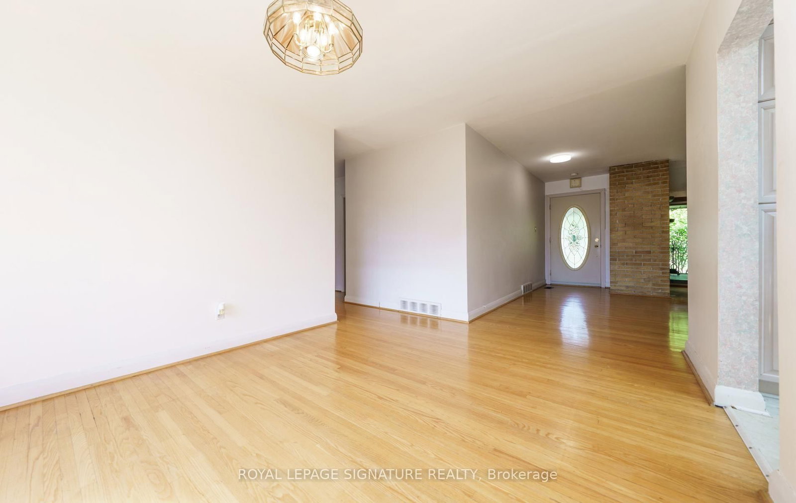 55 Southwell Drive • Toronto, ON photo 12