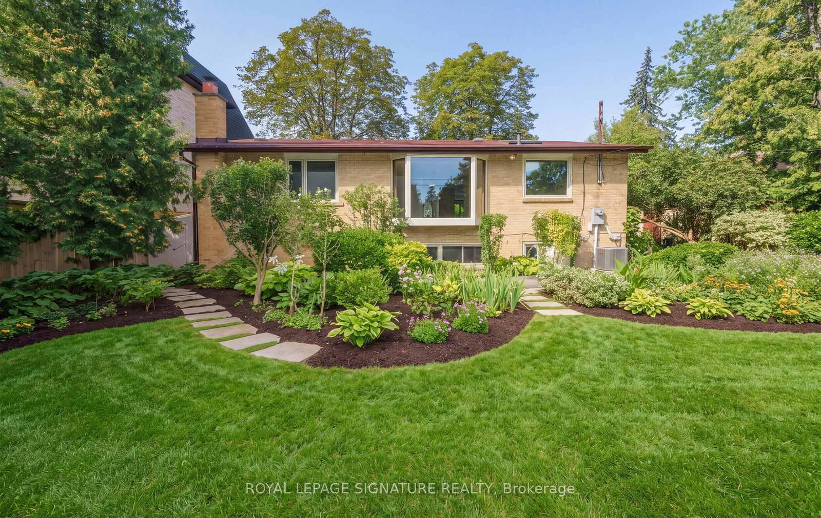 55 Southwell Drive • Toronto, ON photo 39