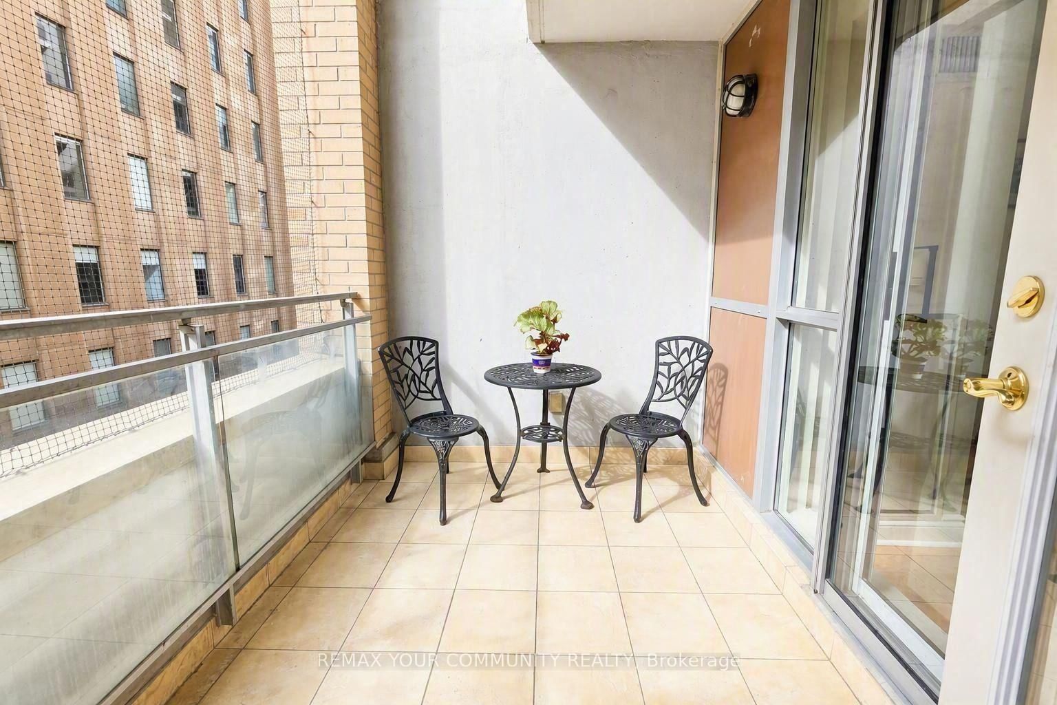 80 Cumberland Street • #501 • Toronto, ON photo 19