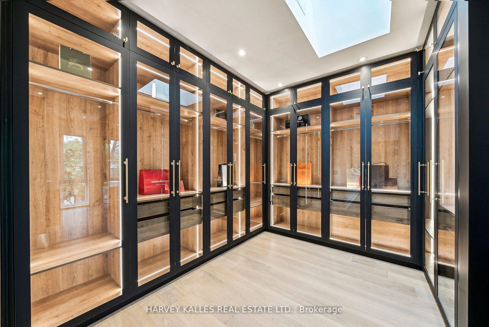 139 Newton Drive • Toronto, ON photo 18