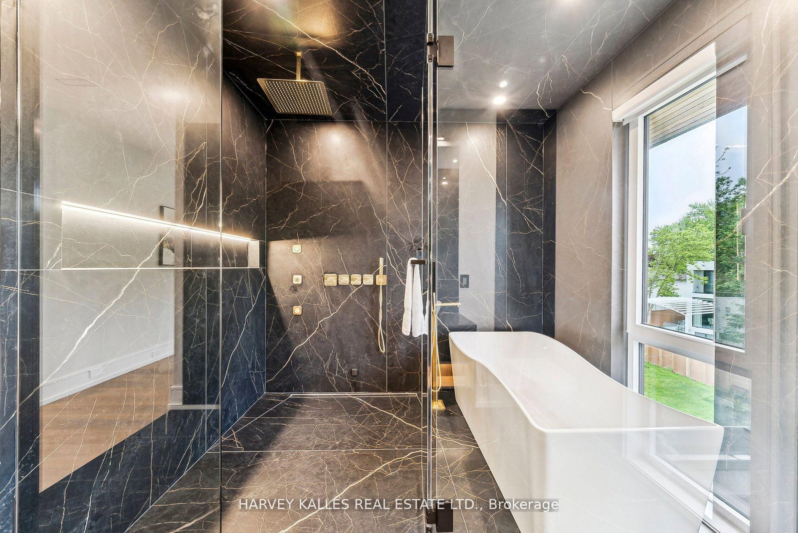 139 Newton Drive • Toronto, ON photo 20