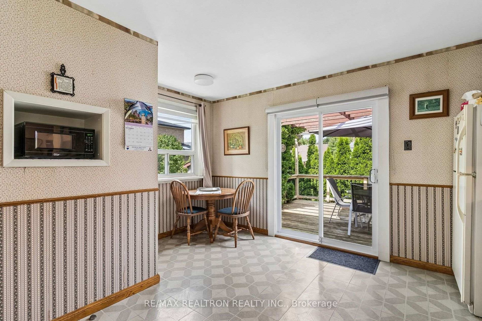 20 Edithvale Drive • Toronto, ON photo 17