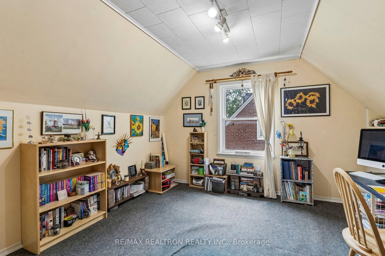 20 Edithvale Drive • Toronto, ON photo 24