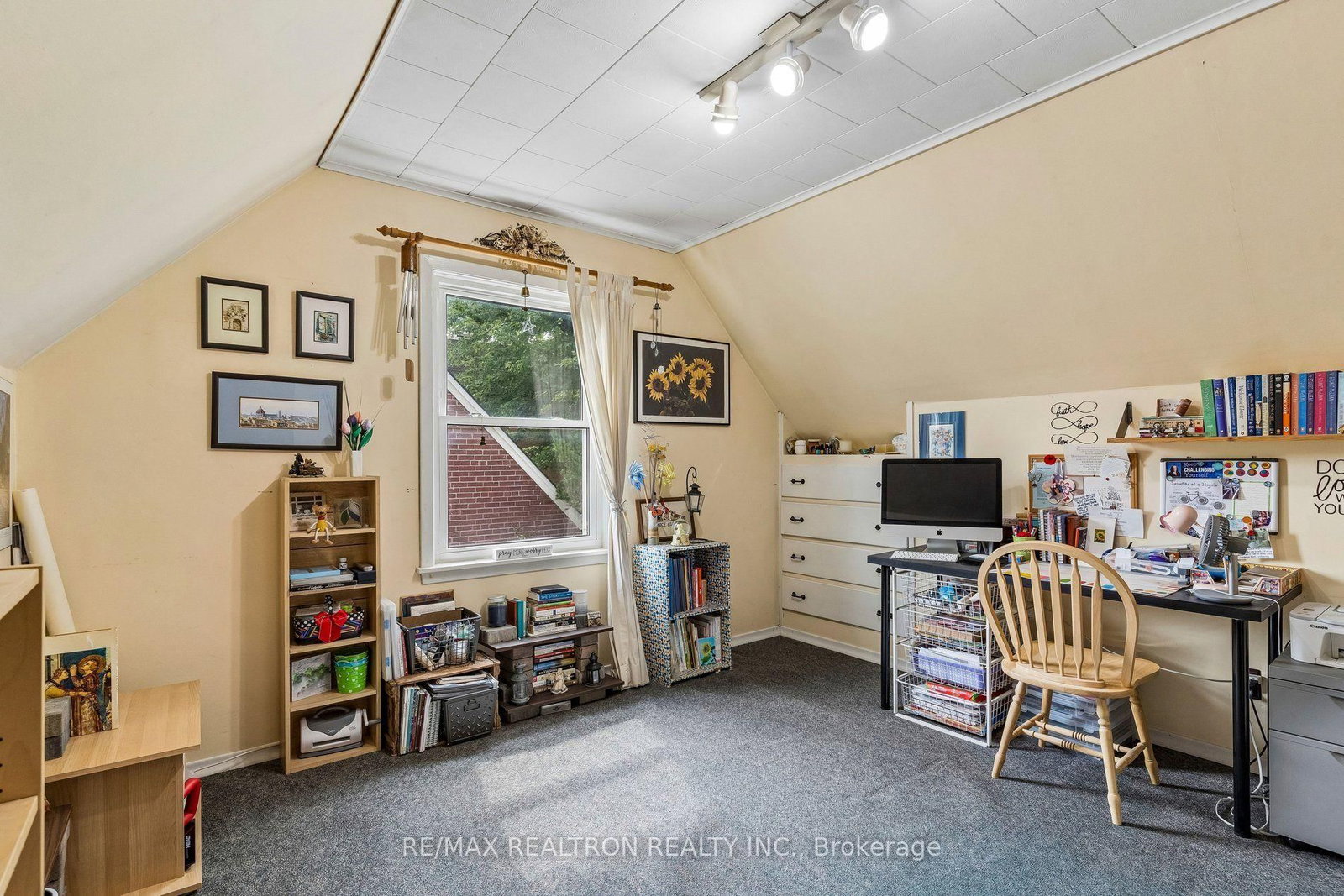 20 Edithvale Drive • Toronto, ON photo 25
