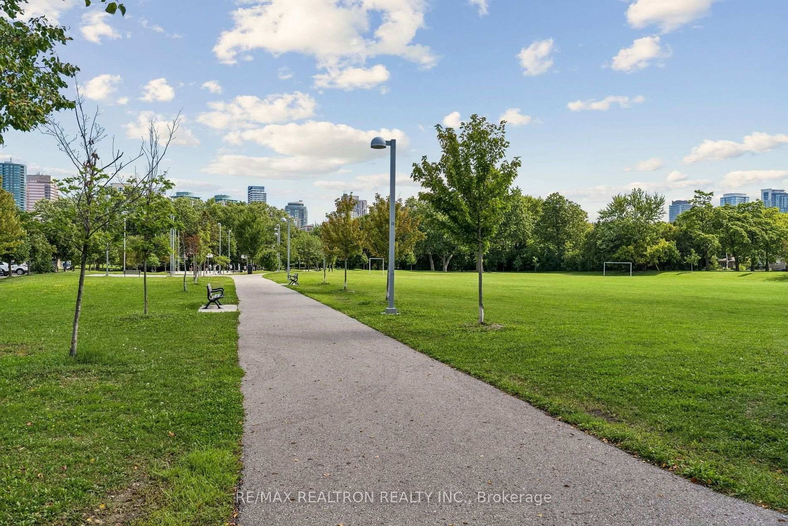 20 Edithvale Drive • Toronto, ON photo 38