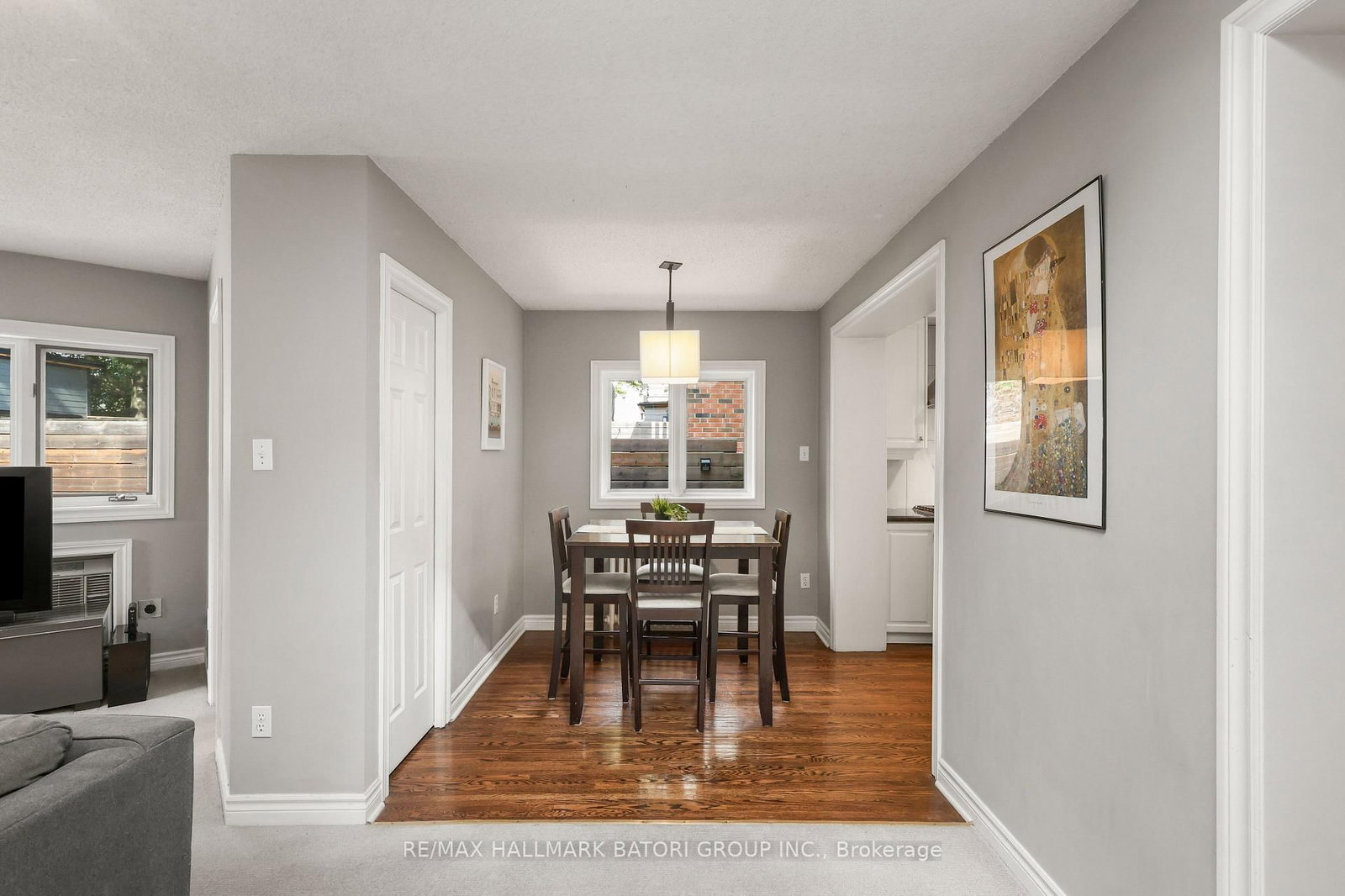 430 Roselawn Avenue • Toronto, ON photo 11