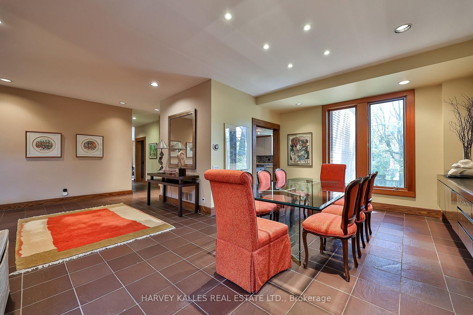 223 Hillhurst Boulevard • Toronto, ON photo 12