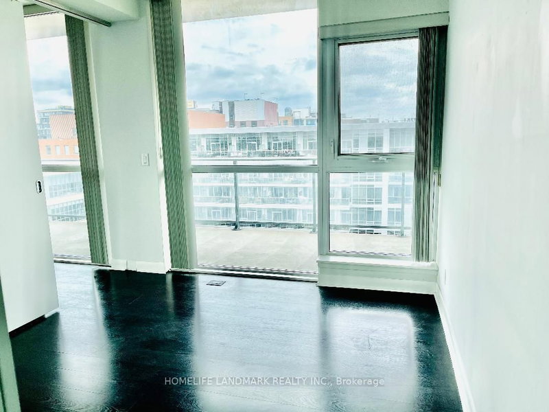 1113 - 478 King Street W