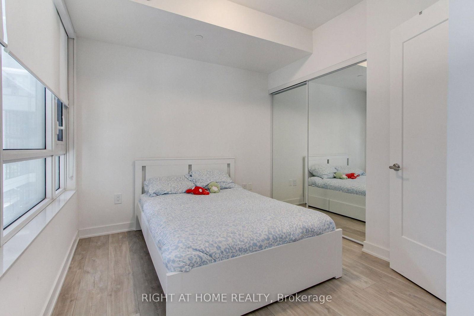 70 Princess Street • #312B • Toronto, ON photo 18
