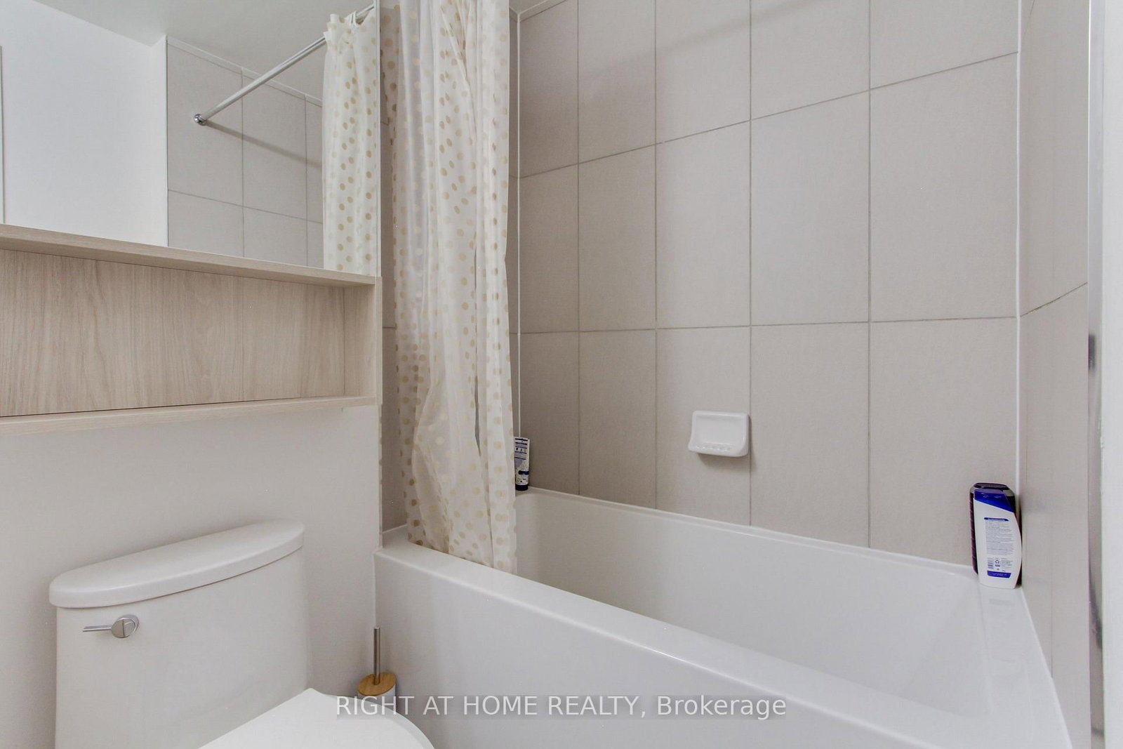 70 Princess Street • #312B • Toronto, ON photo 21