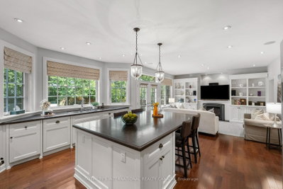 174 Ridley Boulevard • Toronto, ON photo 4