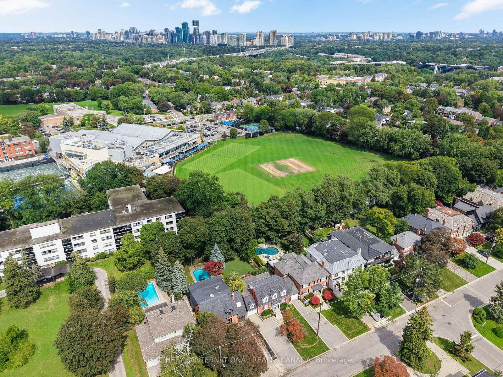 174 Ridley Boulevard • Toronto, ON photo 47