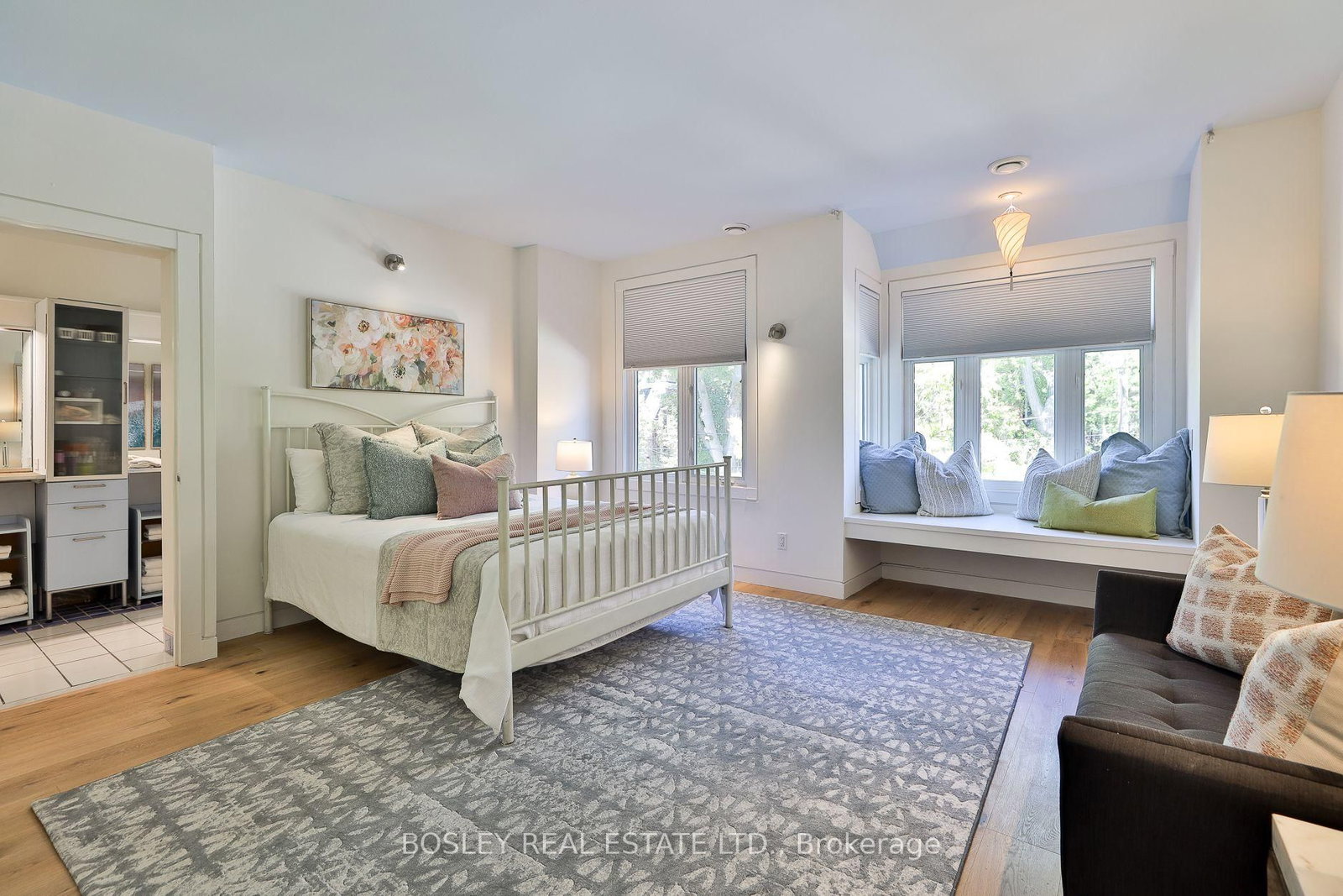 301 Keewatin Avenue • Toronto, ON photo 27
