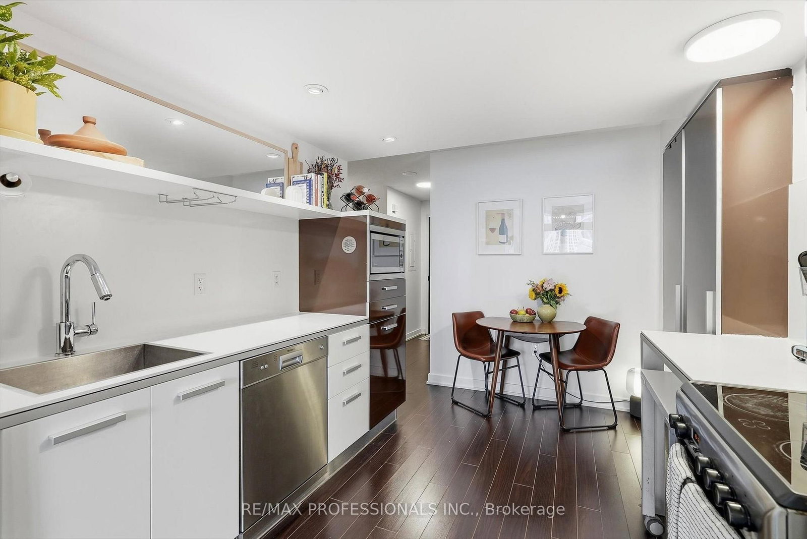 38 Dan Leckie Way • #1605 • Toronto, ON photo 11
