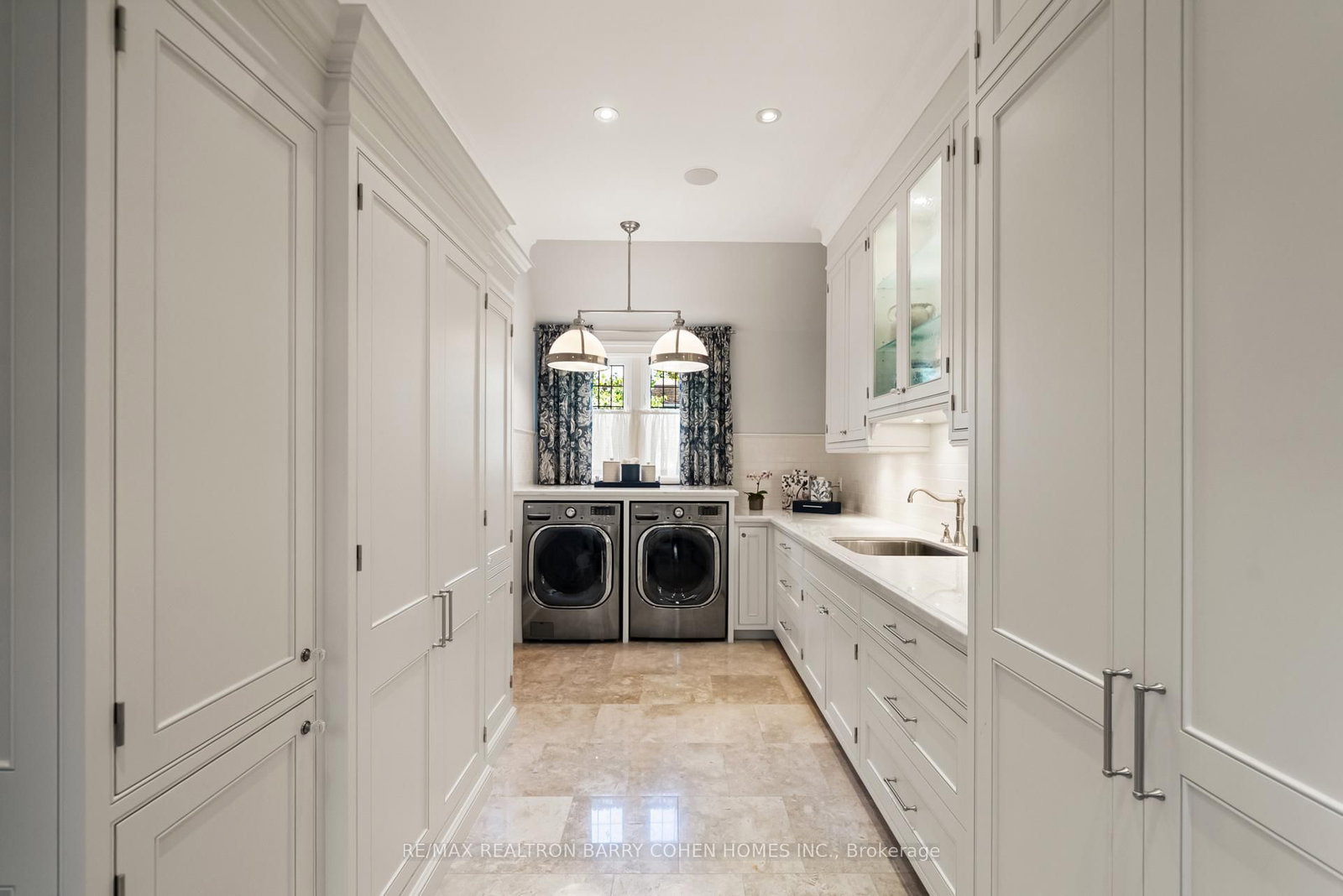 113 Donwoods Drive • Toronto, ON photo 36