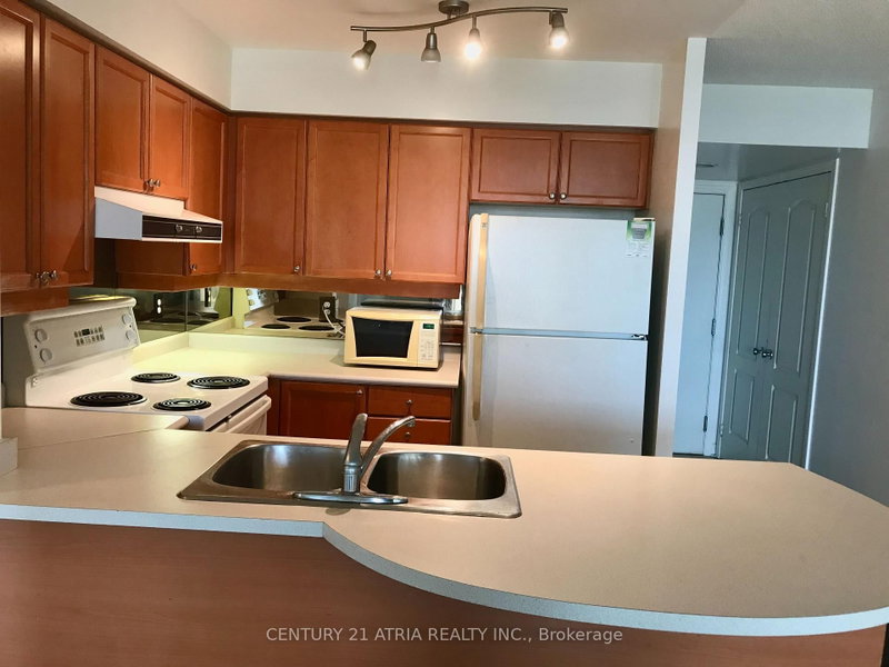 1111 - 3 Rean Drive