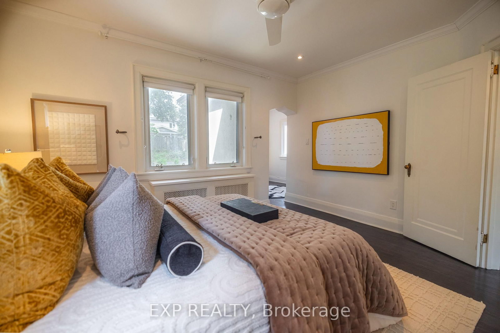 86 Willowbank Boulevard • Toronto, ON photo 10