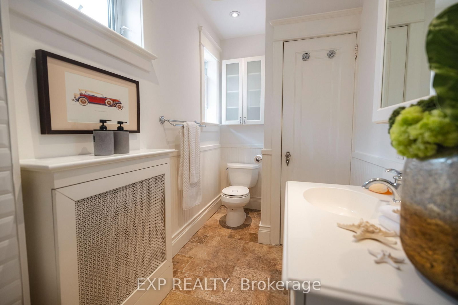 86 Willowbank Boulevard • Toronto, ON photo 13
