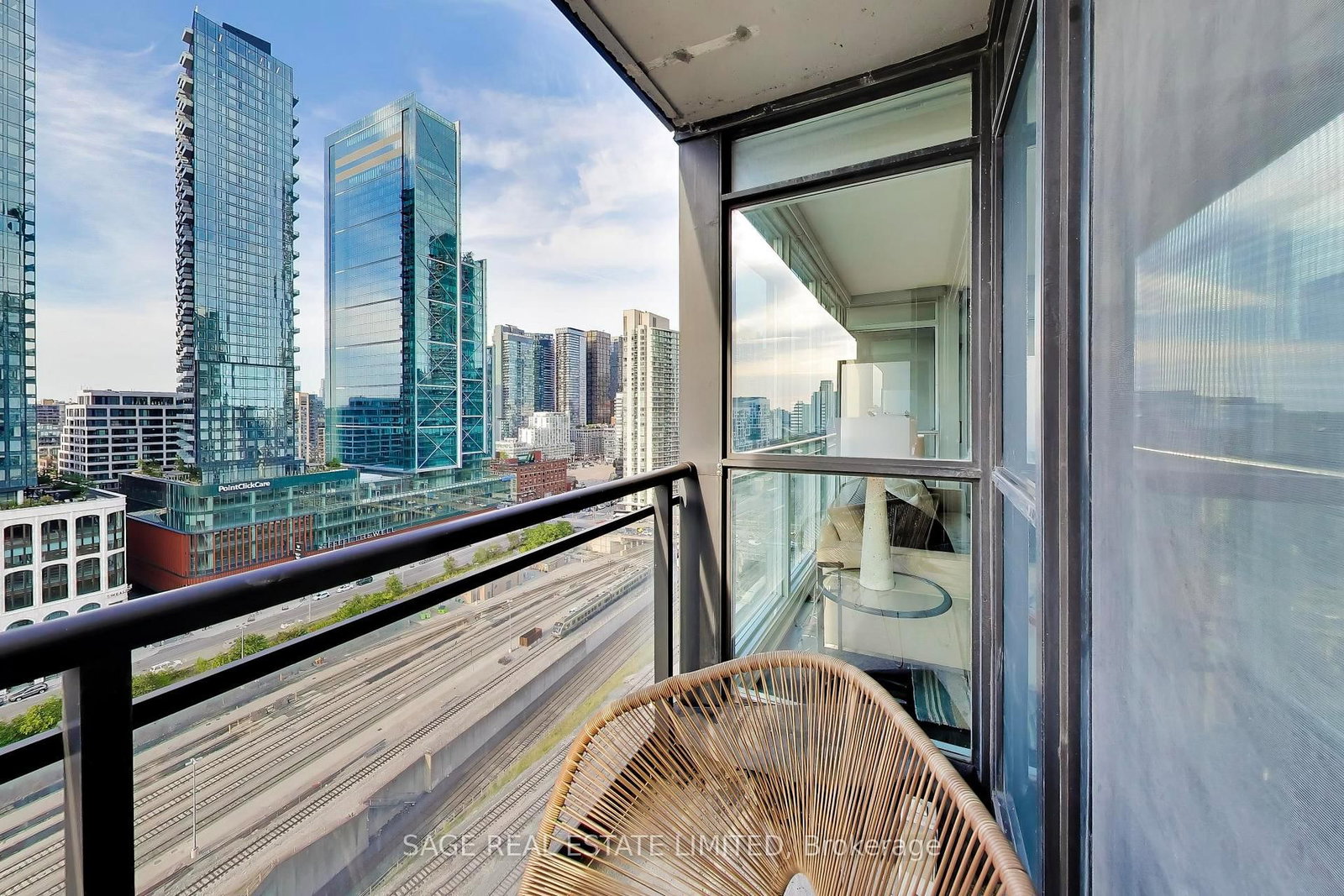 25 Capreol Court • #2205 • Toronto, ON photo 19