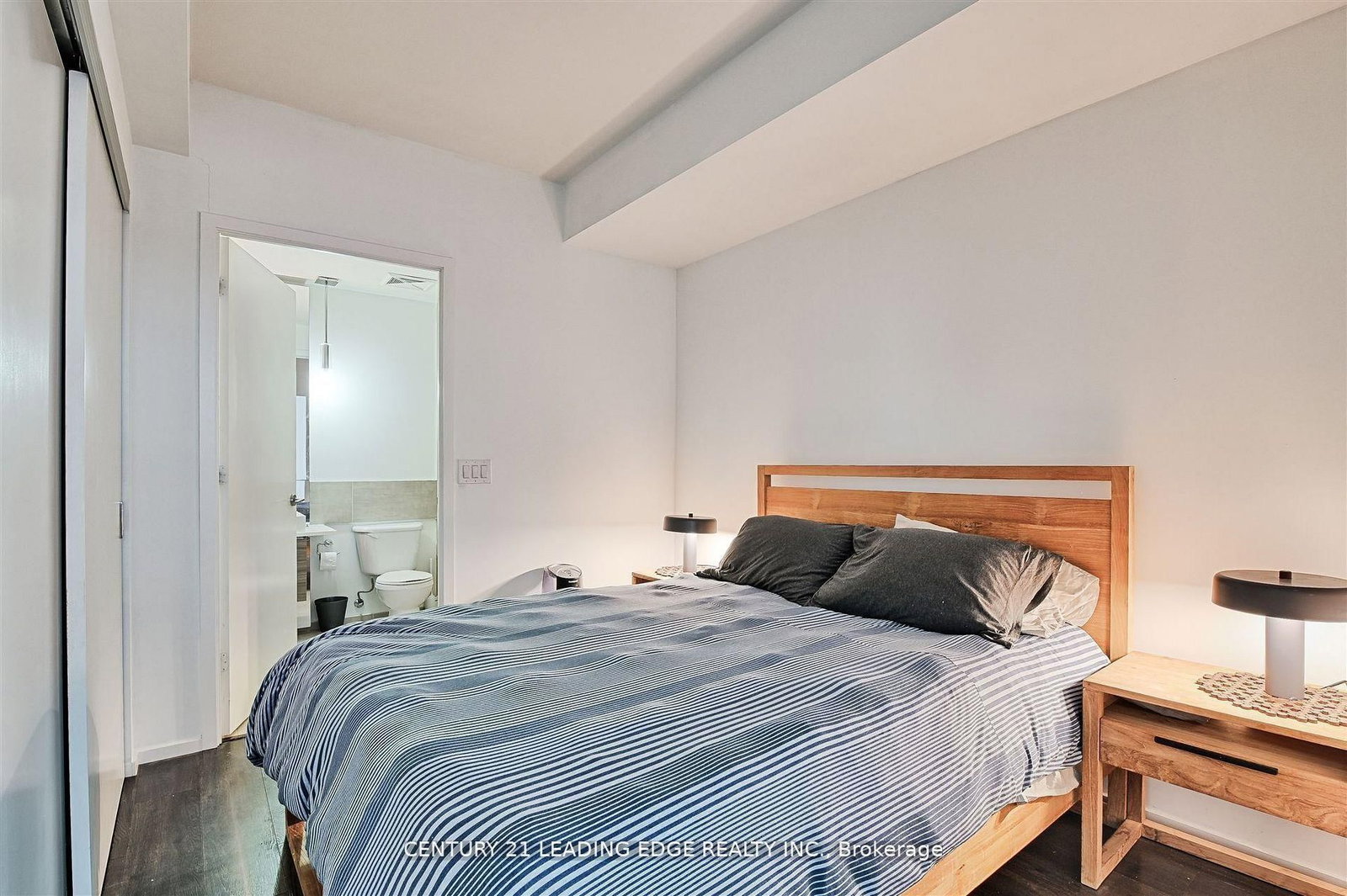 8 Charlotte Street • #405 • Toronto, ON photo 15