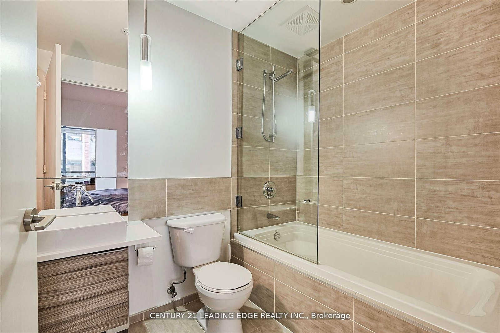 8 Charlotte Street • #405 • Toronto, ON photo 17
