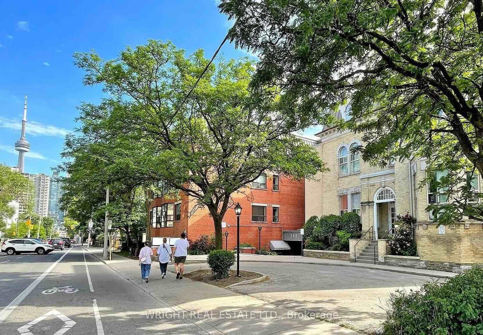 150 Beverley Street • Toronto, ON photo 16