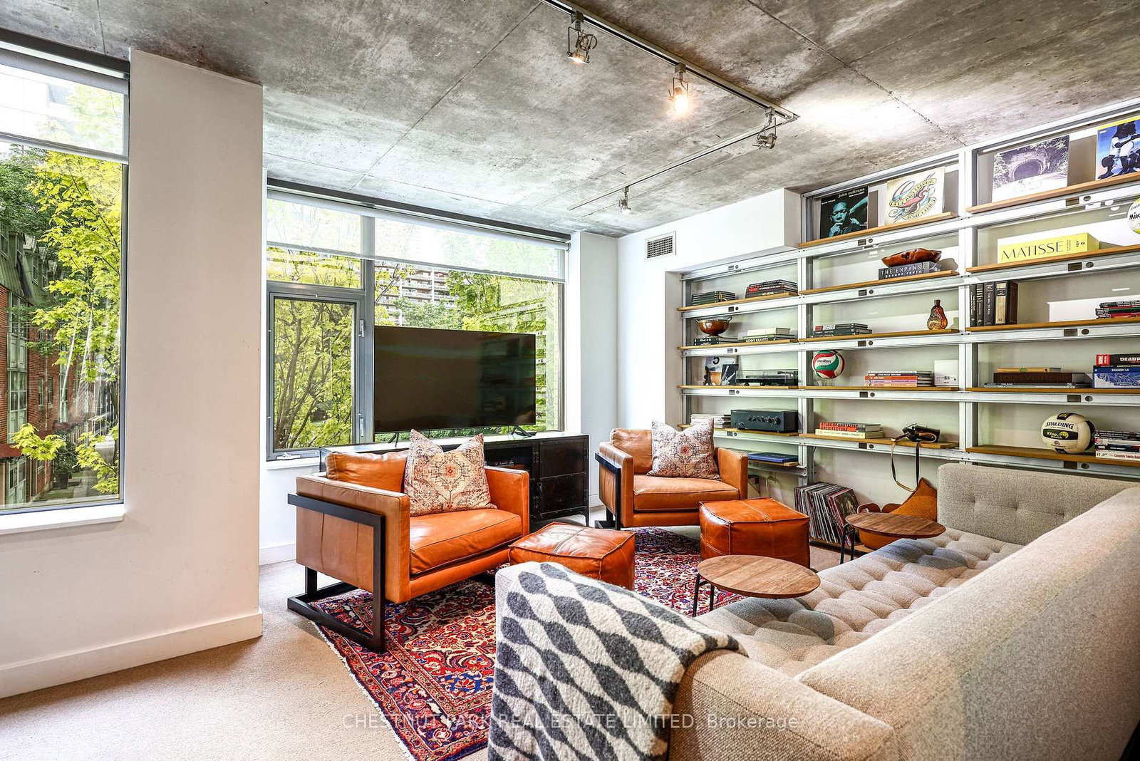 271 Mutual Street • Toronto, ON photo 19
