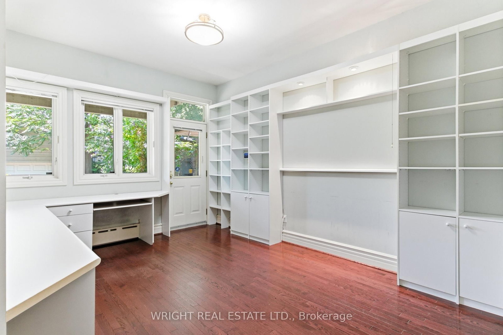 112 Albany Avenue • Toronto, ON photo 10
