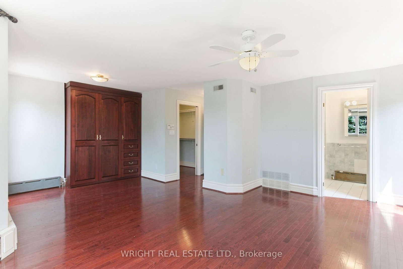 112 Albany Avenue • Toronto, ON photo 30