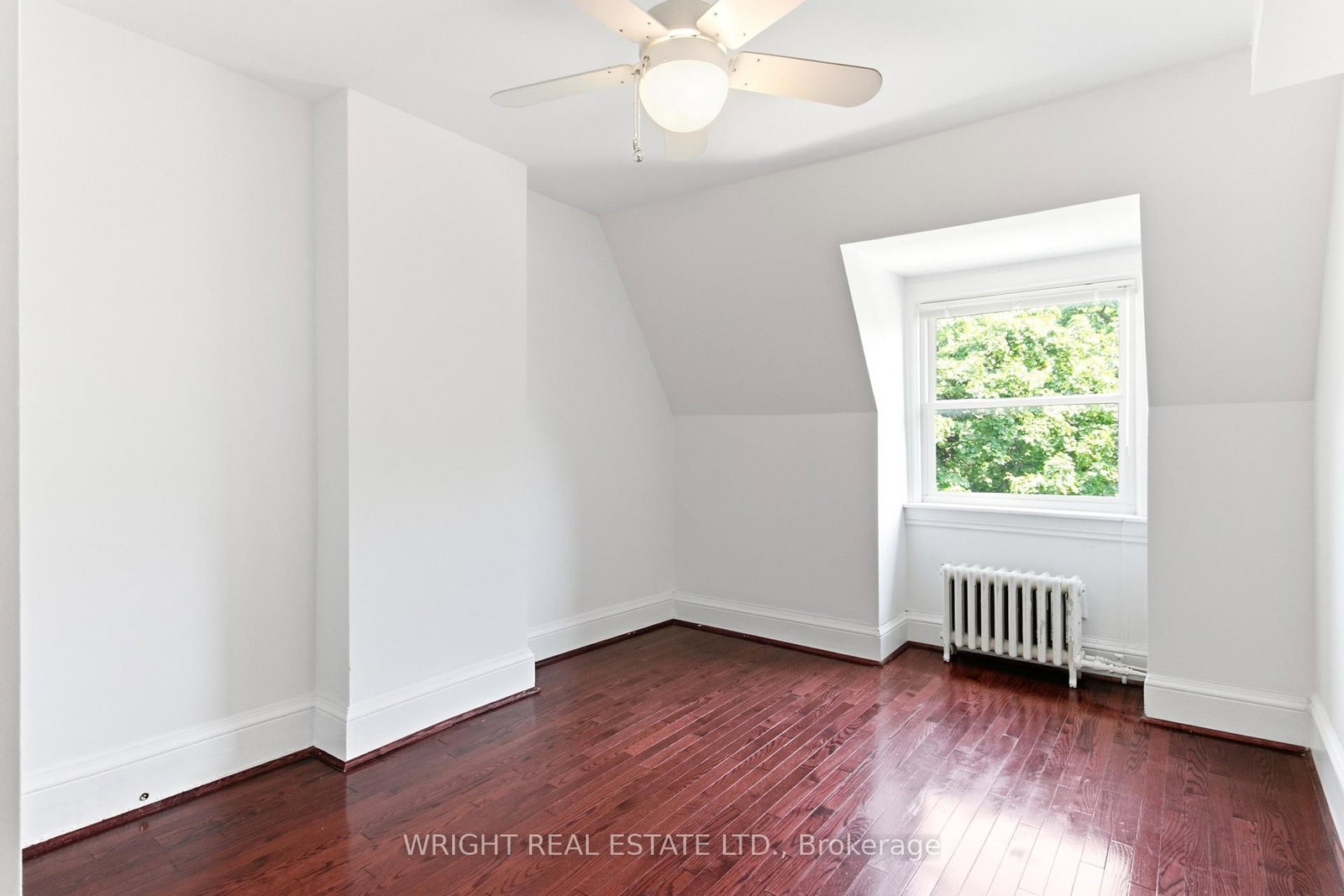 112 Albany Avenue • Toronto, ON photo 35