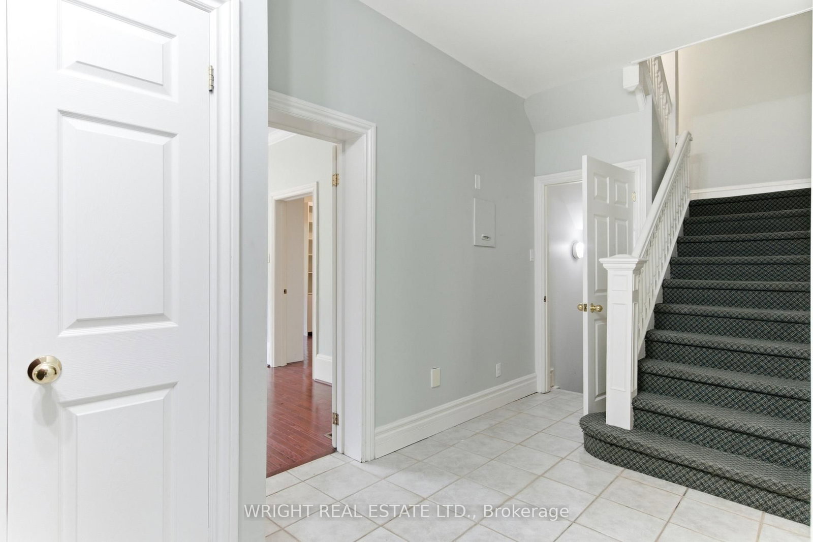 112 Albany Avenue • Toronto, ON photo 4