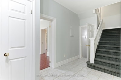 112 Albany Avenue • Toronto, ON photo 4