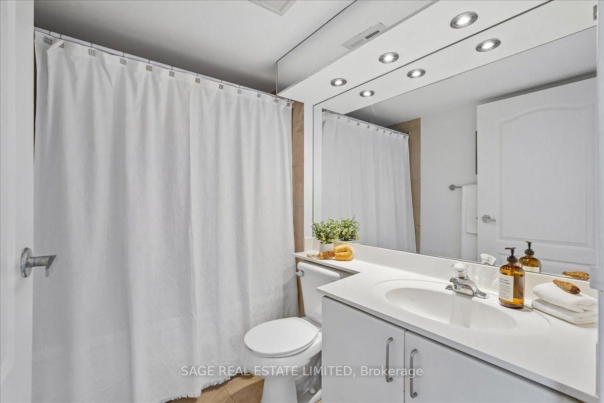 97 Lawton Boulevard • #901 • Toronto, ON photo 31