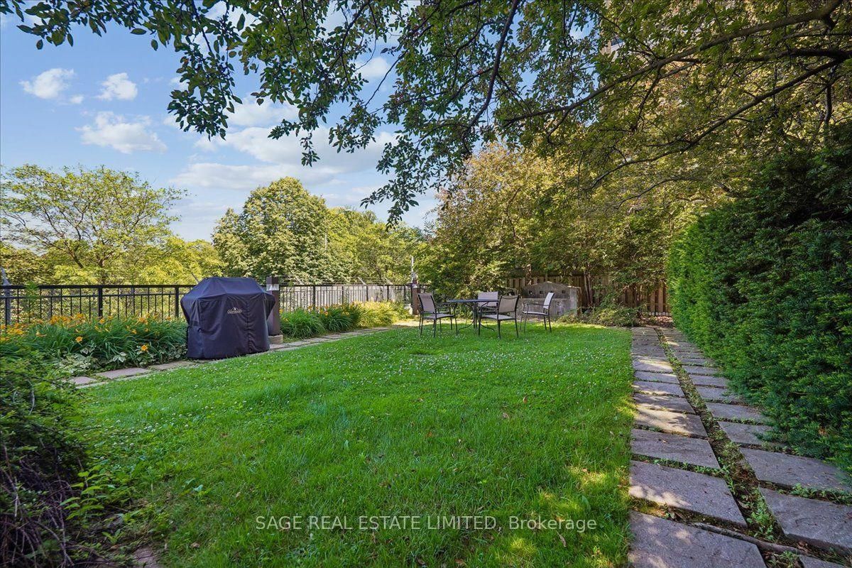 97 Lawton Boulevard • #901 • Toronto, ON photo 41