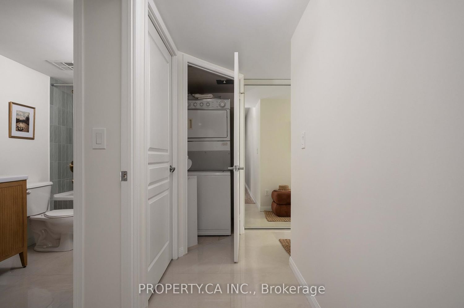 140 Simcoe Street • ##919 • Toronto, ON photo 14