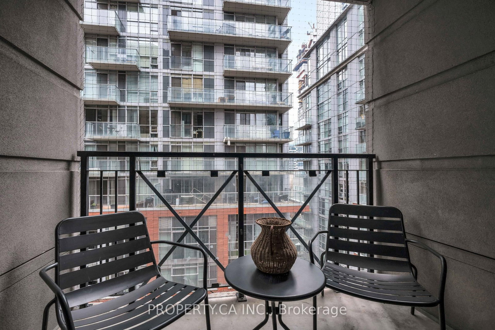 140 Simcoe Street • ##919 • Toronto, ON photo 16