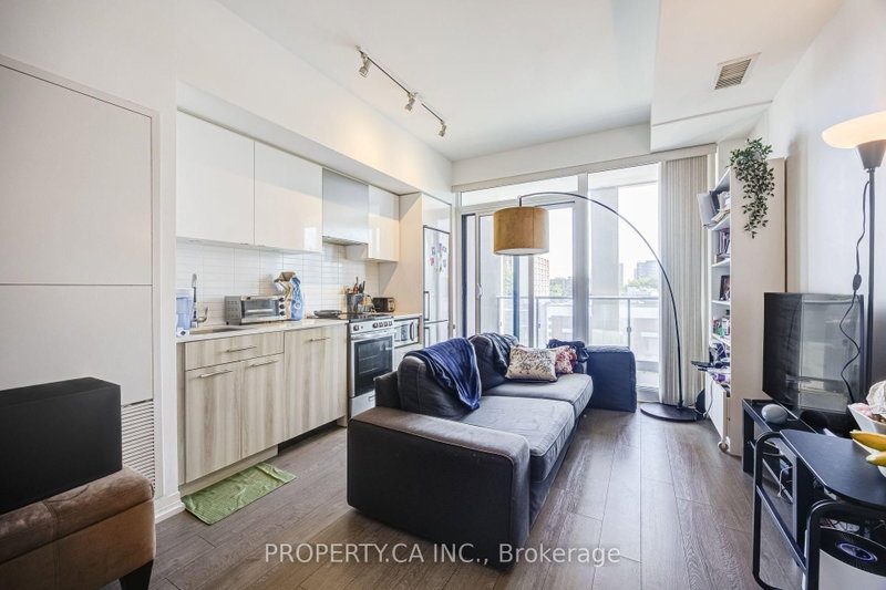 403 - 251 Jarvis Street