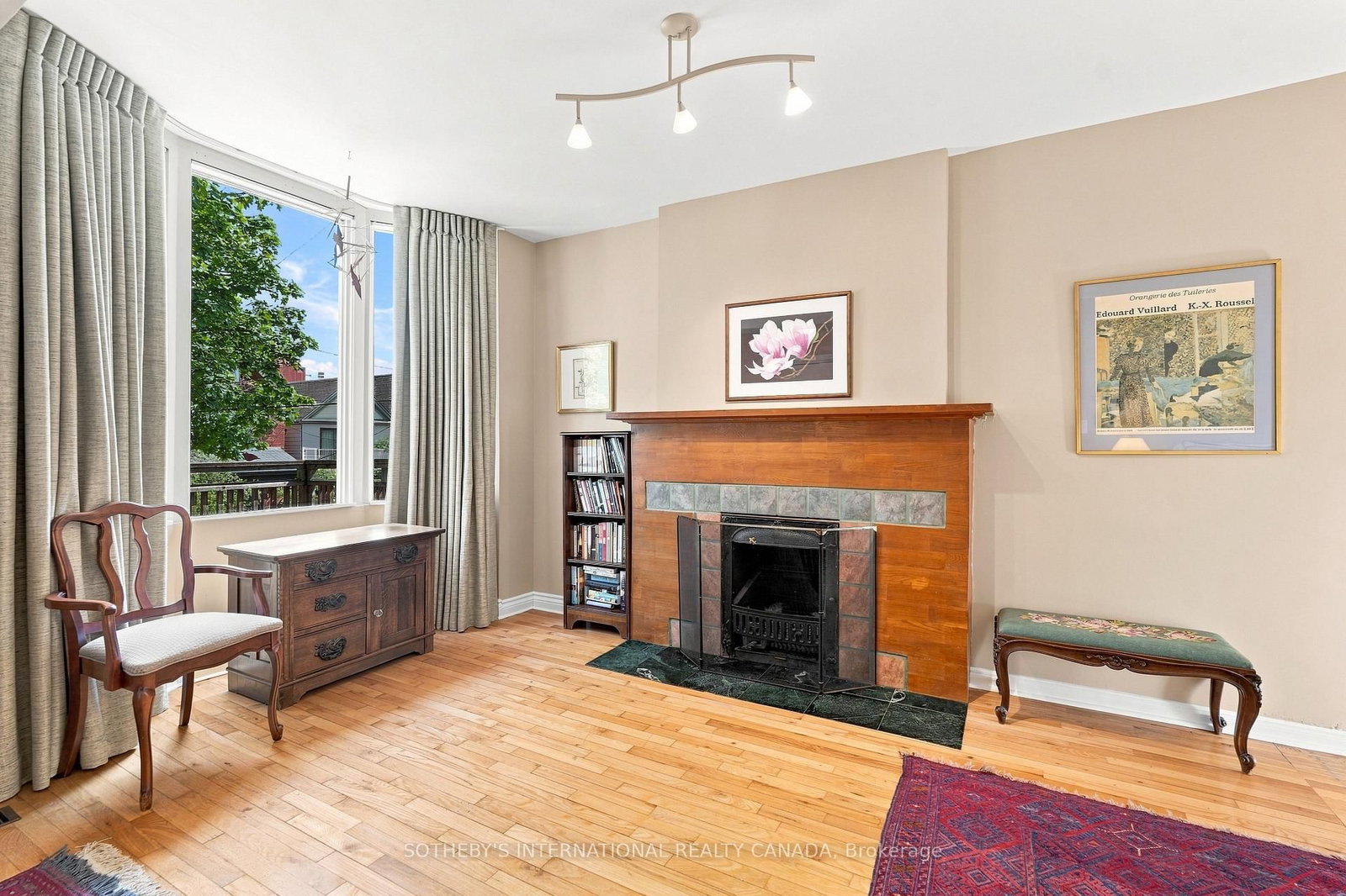 356 Howland Avenue • Toronto, ON photo 10