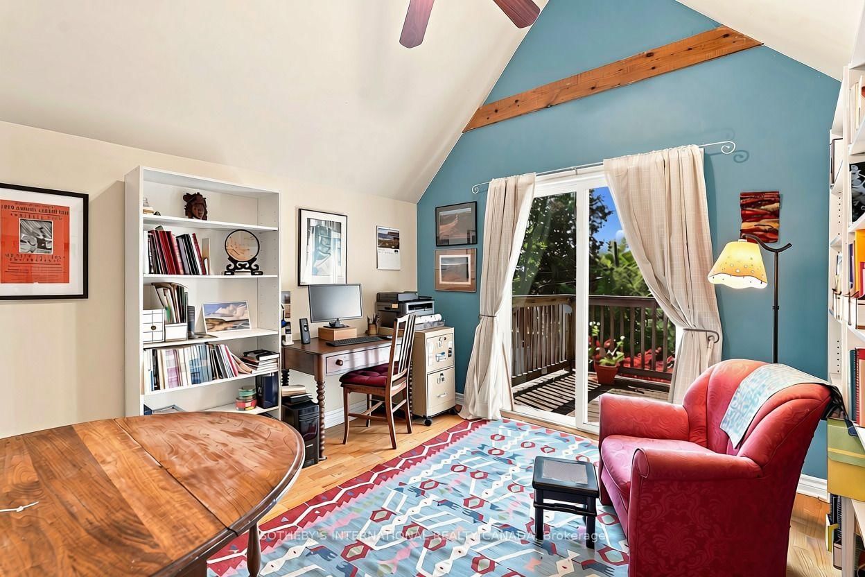 356 Howland Avenue • Toronto, ON photo 13
