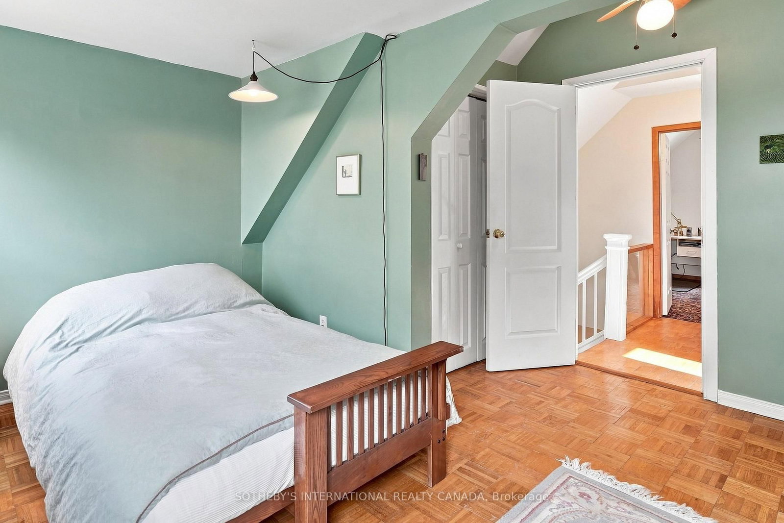 356 Howland Avenue • Toronto, ON photo 18