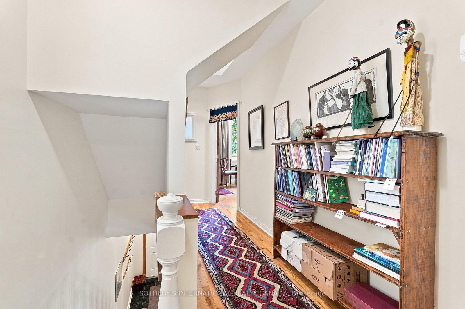 356 Howland Avenue • Toronto, ON photo 9