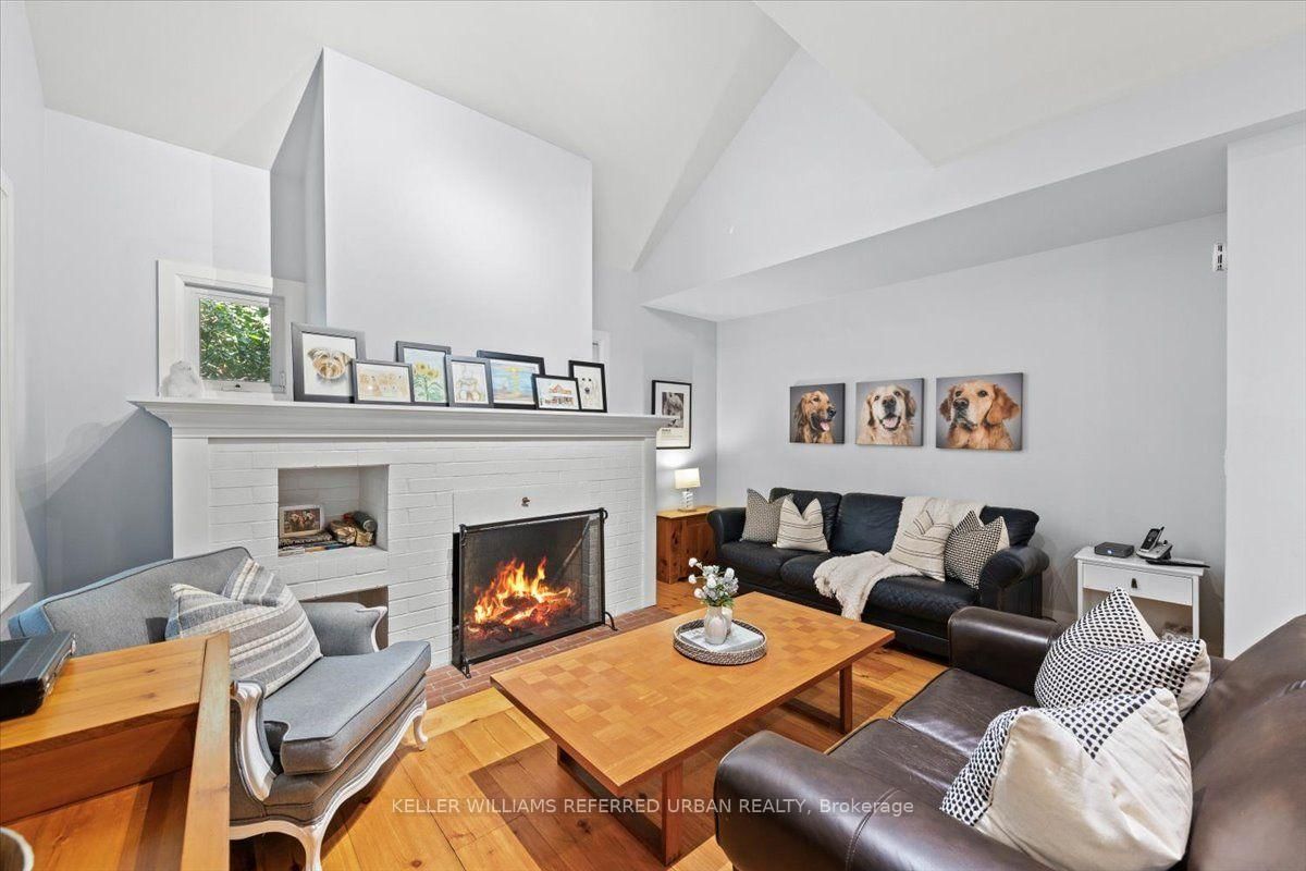 62 Wentworth Avenue • Toronto, ON photo 14