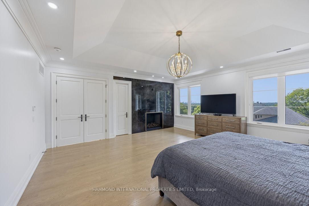 118 Laurentide Drive • Toronto, ON photo 17