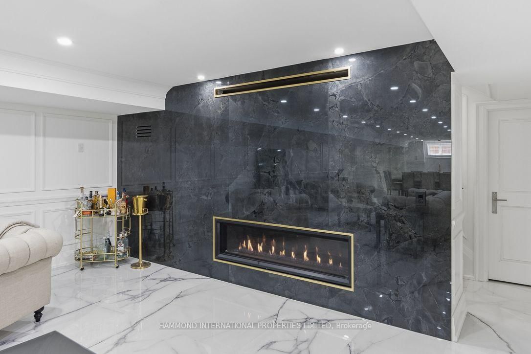118 Laurentide Drive • Toronto, ON photo 24