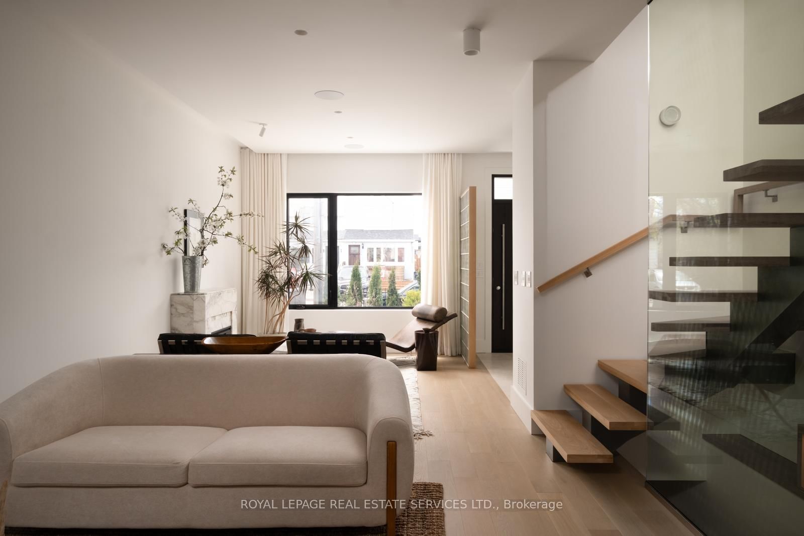 393A Arlington Avenue • Toronto, ON photo 6