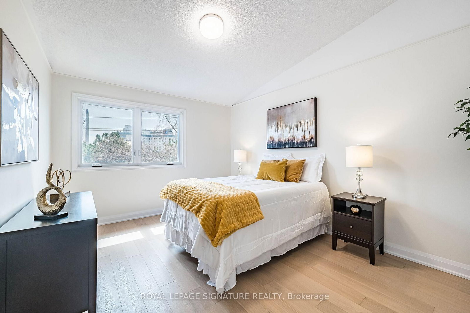 33 Cheryl Shepway • Toronto, ON photo 30
